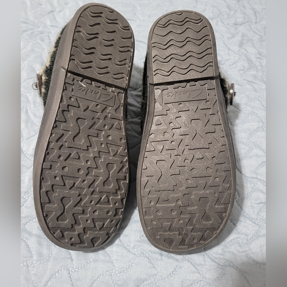 Clarks Slippers - Picture 5 of 5